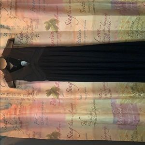 Beautiful full length Forever 21 dress!